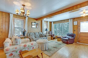 Cozy Echo Lake Cabin Near Snowmobiling Trail!
