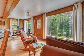 Cozy Echo Lake Cabin Near Snowmobiling Trail!
