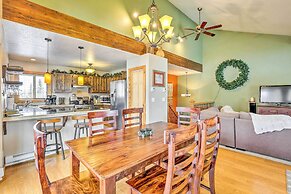 Mountain-view Silverthorne Home: Walk to Trails!