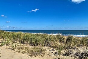 Condo Retreat w/ Balcony on Ocean City Beach!