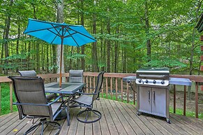 Pocono Log Cabin: Fireplace, Fire Pits & Amenities