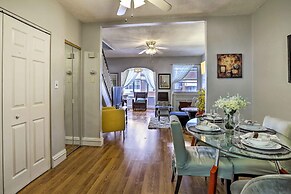 South Philly Townhome: 3 Mi to Center City