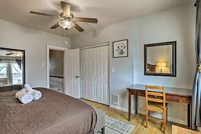 South Philly Townhome: 3 Mi to Center City