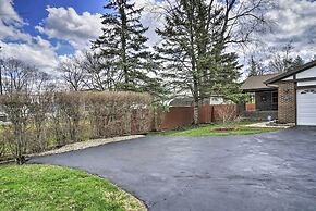 Delightful Tipp City Unit w/ Covered Patio!
