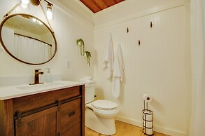 Lake View Cottage: Lake Ozarks Getaway