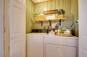 Lake View Cottage: Lake Ozarks Getaway