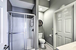 Dtwn Ludington Condo: Balcony, Walk To Beach!