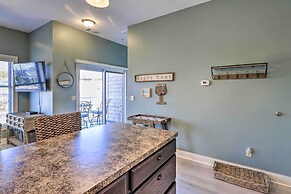 Dtwn Ludington Condo: Balcony, Walk To Beach!