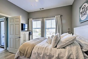 Dtwn Ludington Condo: Balcony, Walk To Beach!