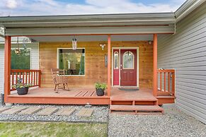 Palmer Escape w/ Mtn Views: Fishing & Hiking!