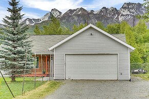 Palmer Escape w/ Mtn Views: Fishing & Hiking!