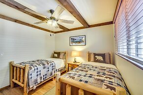 2 Mi to Snow Summit Skiing: Big Bear Cabin w/ Deck