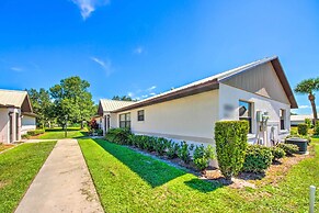 Screened Porch + Pool Access: Cozy Sebring Condo