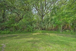 Near Golf & Shopping: Davenport Home w/ Yard