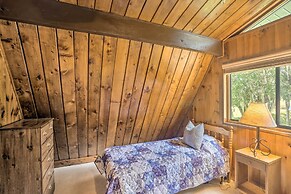 Lakefront Home w/ Game Room, Kayaks, & Fire Pit