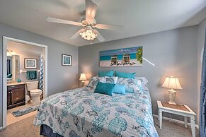 Condo w/ Screened-in Porch, 1 Mi to Sebring Golf!