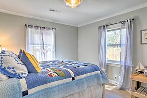 Chic Charleston Home - Half Mile to Park Circle!