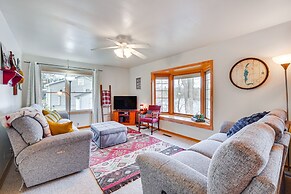 Birchwood Cottage With Red Cedar Lake Access!