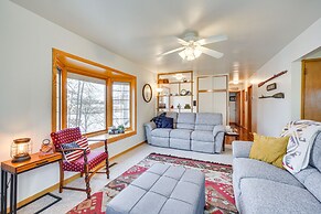 Birchwood Cottage With Red Cedar Lake Access!