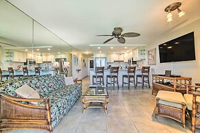 Beachfront Condo: Sunset Views & Pool Access!