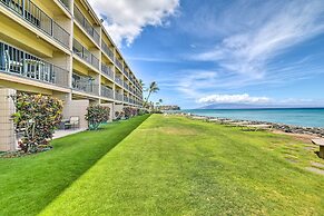 Beachfront Condo: Sunset Views & Pool Access!