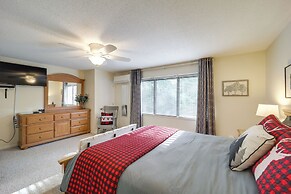 Walk to Ski & Golf: Sugar Mountain Condo!