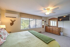 Walk to Ski & Golf: Sugar Mountain Condo!