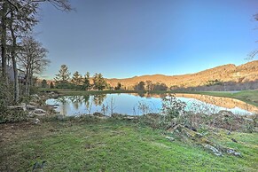 Walk to Ski & Golf: Sugar Mountain Condo!