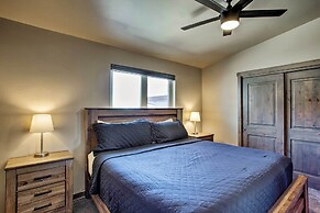 Upscale Moab Townhome w/ Hot Tub: 20 Min to Arches