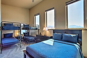 Upscale Moab Townhome w/ Hot Tub: 20 Min to Arches