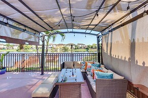 Spacious Miami Retreat w/ Grill, Pool & Dock!