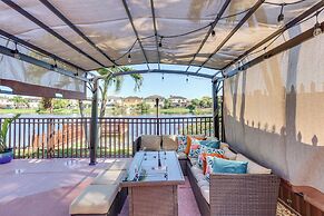 Spacious Miami Retreat w/ Grill, Pool & Dock!
