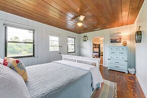 Panama City Home w/ Beach Gear & 2 Bikes