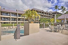 Downtown Kona Condo w/ Pool Access: Walk to Beach!