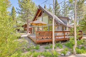 2 Mi to Skylandia Beach: Tahoe City Home w/ Deck