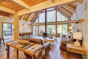 2 Mi to Skylandia Beach: Tahoe City Home w/ Deck