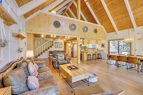 2 Mi to Skylandia Beach: Tahoe City Home w/ Deck