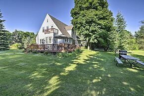 Family-friendly Fish Creek 'cape House' w/ Deck!