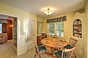 Family-friendly Fish Creek 'cape House' w/ Deck!