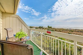 Ocean Views + Pool Access: Hilton Head Getaway