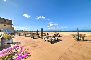 Ocean-view Kihei Condo w/ Lanai: Steps to Beach!