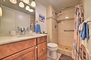 Ocean-view Kihei Condo w/ Lanai: Steps to Beach!