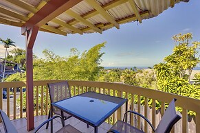 Kailua-kona Coastal Refuge w/ Lanai + Ocean Views!