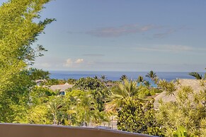Kailua-kona Coastal Refuge w/ Lanai + Ocean Views!