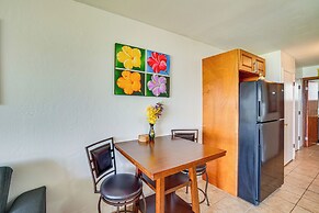 Oceanfront Condo w/ Pool & Grills in Molokai!
