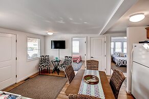 Recently Renovated LBI Apt w/ Deck on Beach Block!