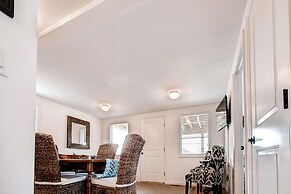 Recently Renovated LBI Apt w/ Deck on Beach Block!