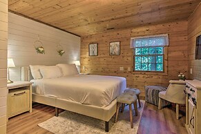 Secluded Cabin w/ Spacious Kitchen & Dining Area!