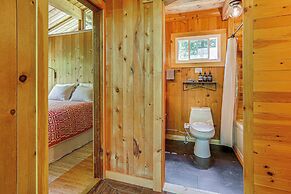 High Falls Restorative Cabin in the Woods!