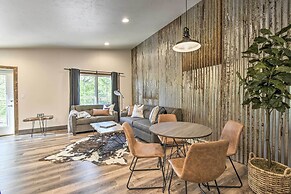 Elkhart Lake Townhome, Mins to Road America!